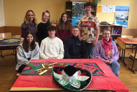 Feliz Navidad y Próspero Año Nuevo!