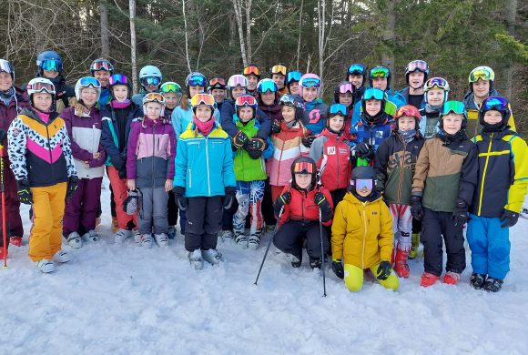 Doppelter Landesmeistertitel im Ski Cross Doppelter Landesmeistertitel im Ski Cross