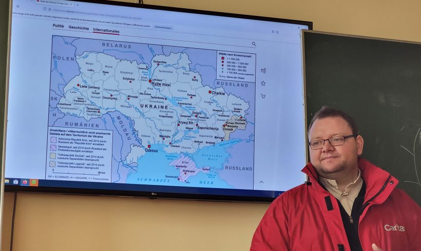 Ukrainischer Pater zu Gast im BG/BRG Amstetten