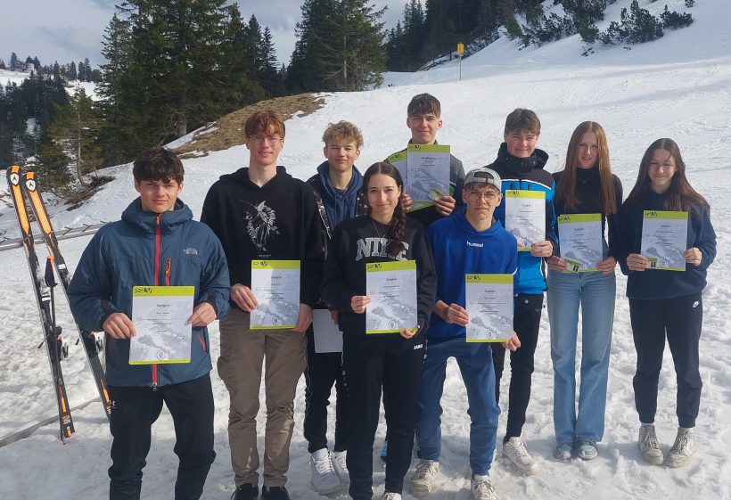 Happy faces bei der Skilehrerausbildung!