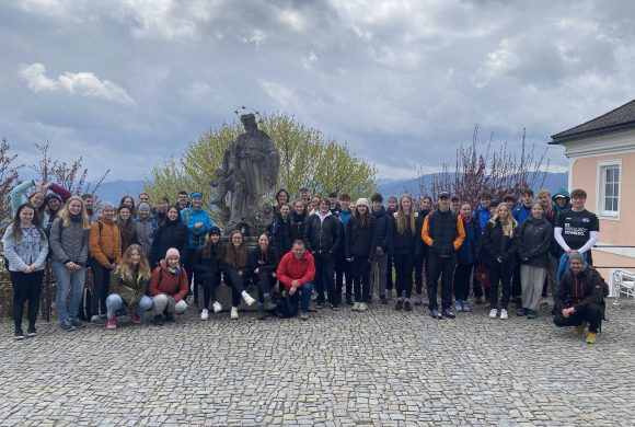 Von der Schule auf den Sonntagberg – Danksagung mit den Füßen!