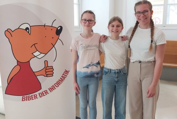 3 Bundessiegerinnen beim Wettbewerb „Biber der Informatik“ 3 Bundessiegerinnen beim Wettbewerb „Biber der Informatik“