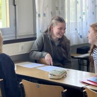 Französisch und Spanisch: Uni trifft Schule