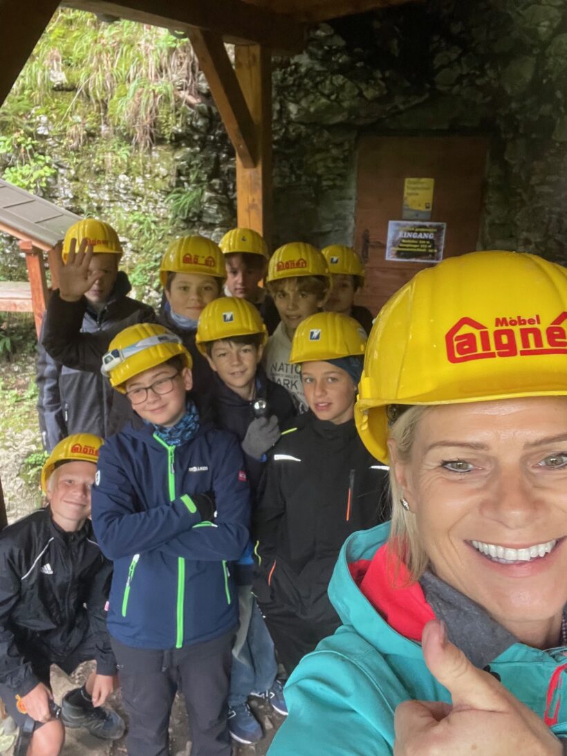 Wandertag der 3c und 3e Klasse zur Ötscher-Tropfsteinhöhle
