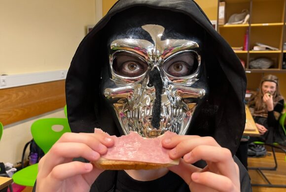 Yummy & Funny Animal Sandwiches Prepared by Class 1D