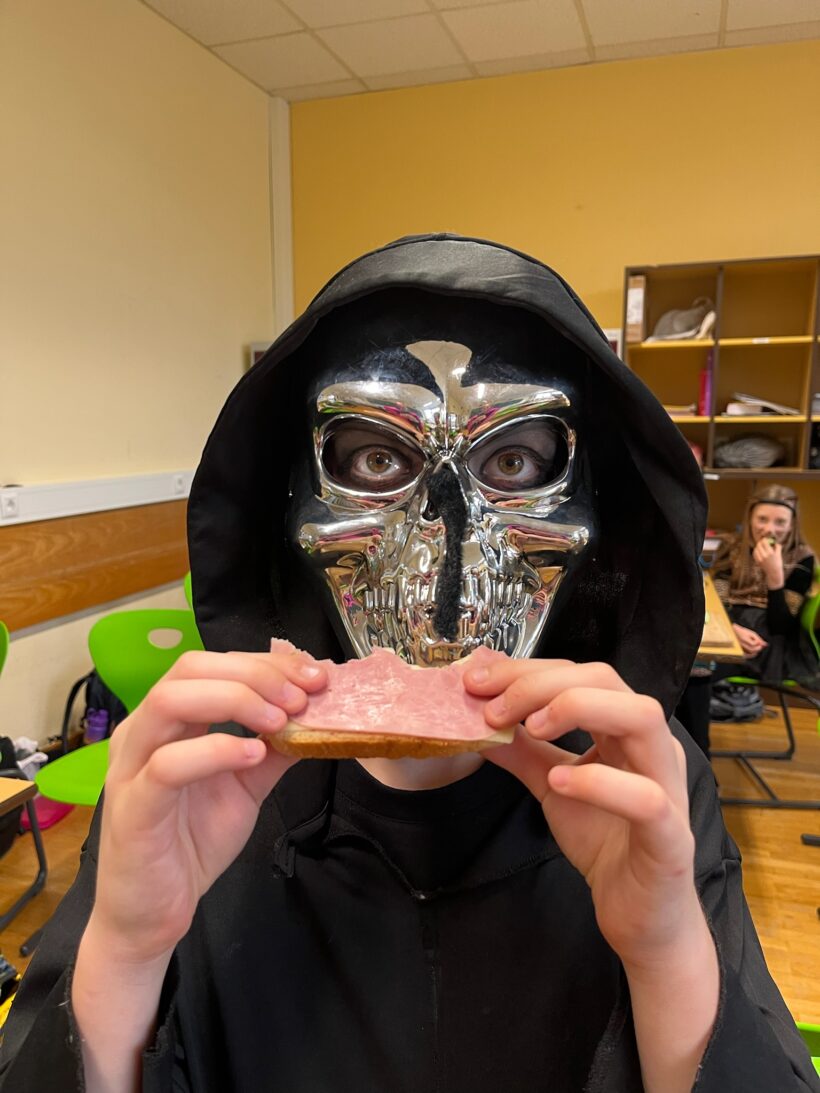 Yummy & Funny Animal Sandwiches Prepared by Class 1D Yummy & Funny Animal Sandwiches Prepared by Class 1D