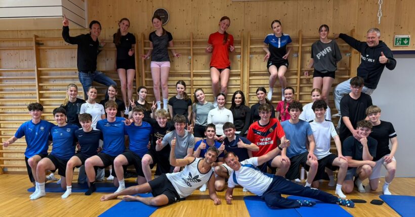 Zukünftige SportinstruktorInnen starten in Ausbildung!
