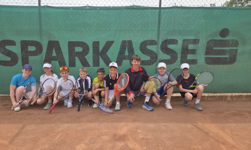 Gelungener Start der Unterstufe im Schulcup Tennis