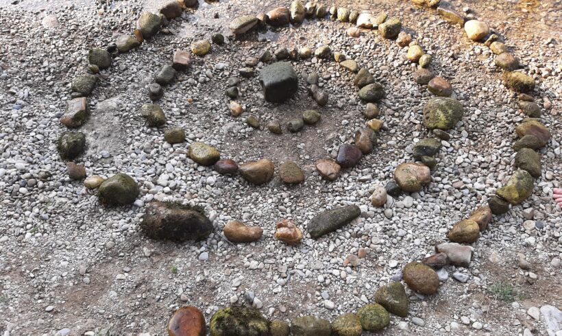 Ein erfrischendes Kunstprojekt: Land Art im Kunstunterricht der 3BCD